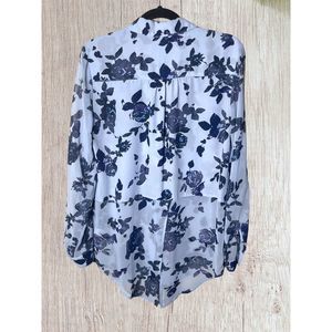 Candies Size Large Blue Floral Blouse Long sleeves